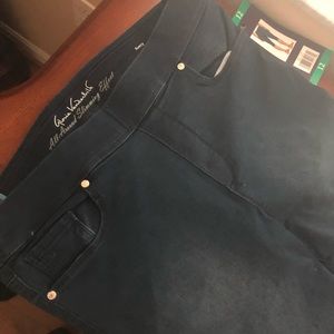 gloria vanderbilt avery pull on pants